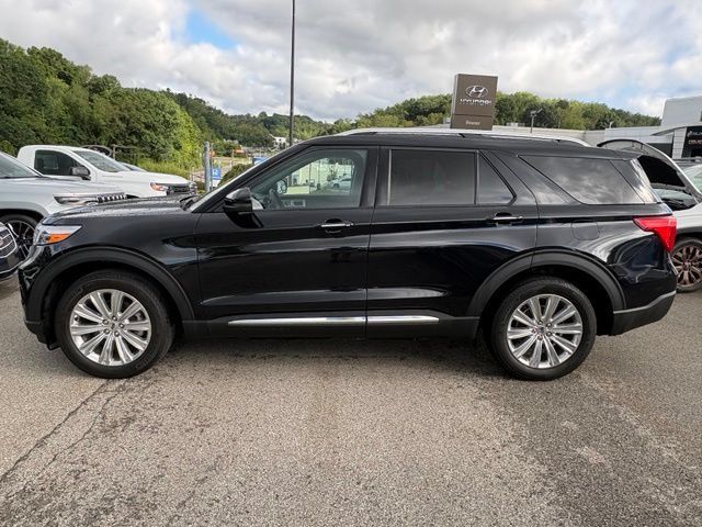 Used 2023 Ford Explorer Limited w/ Equipment Group 301A AWD/4WD image 2