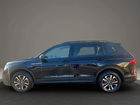 Used 2022 Volkswagen Tiguan S image 8
