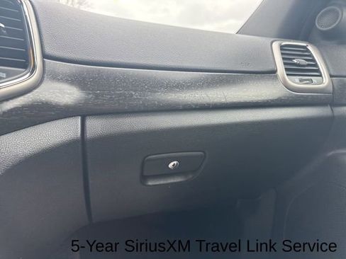 Used 2018 Jeep Grand Cherokee Laredo image 29