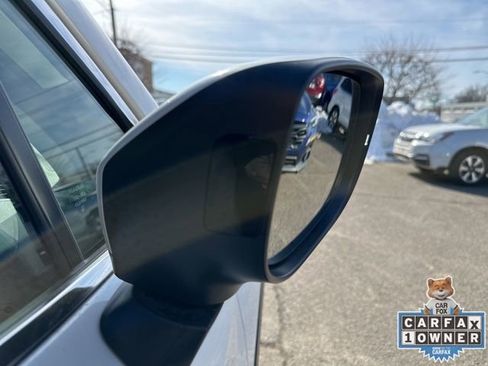 Certified 2022 Subaru Forester Limited image 11