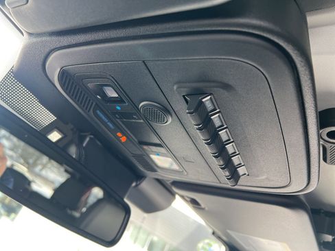 New 2025 Ford Bronco Badlands image 28