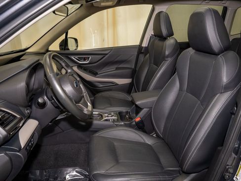 Used 2024 Subaru Forester Limited image 12