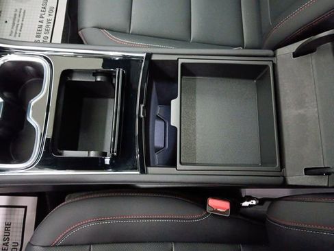 New 2026 Chevrolet Traverse Z71 w/ Enhanced Driving Package image 18