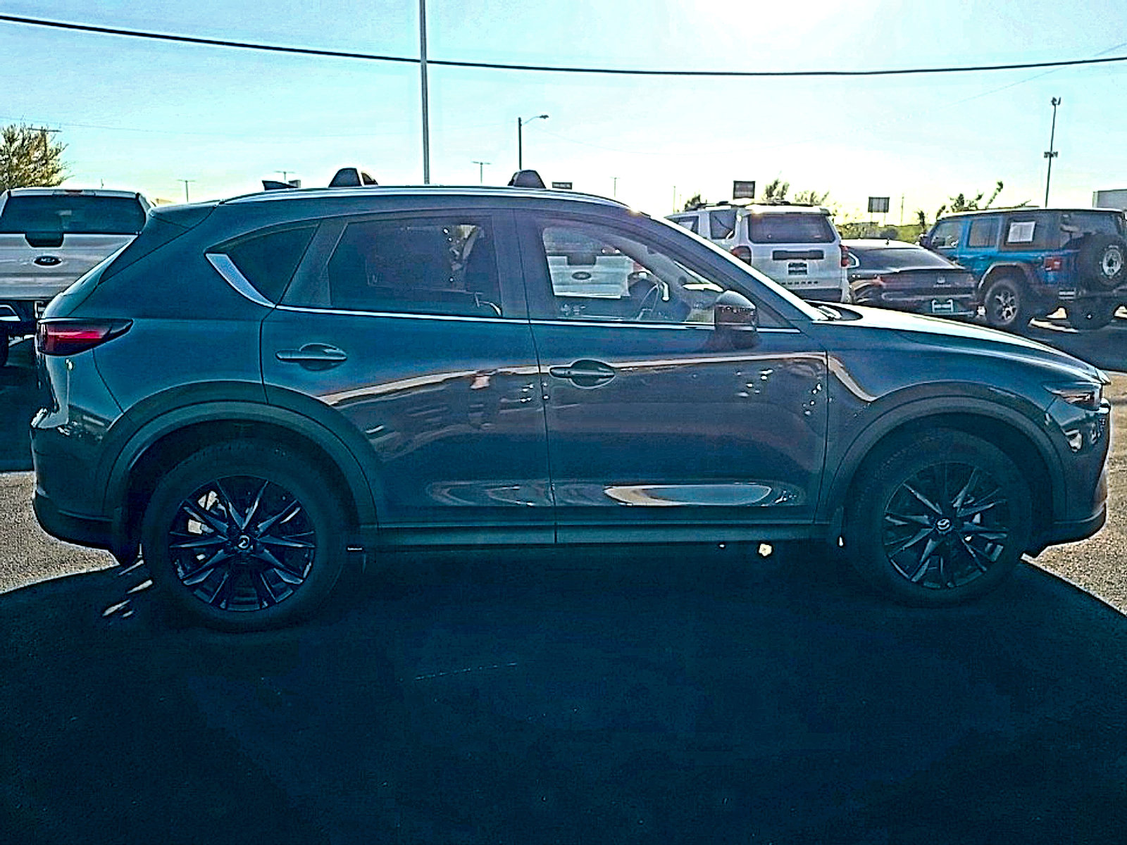 Used 2024 MAZDA CX-5 Carbon Edition AWD/4WD image 5