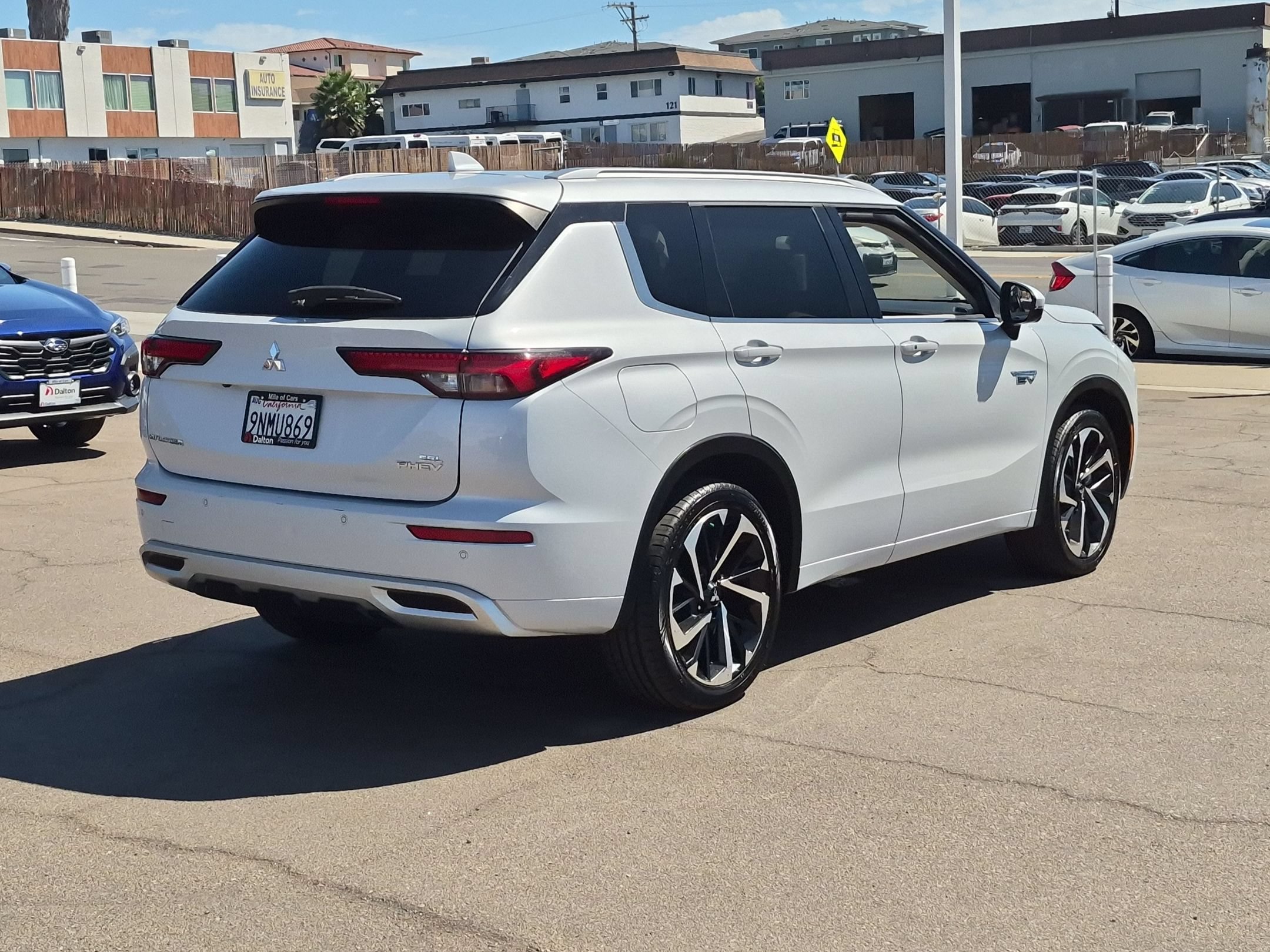 Used 2024 Mitsubishi Outlander SEL AWD/4WD image 8