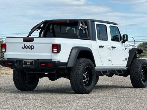 Used 2023 Jeep Gladiator Rubicon AWD/4WD image 6
