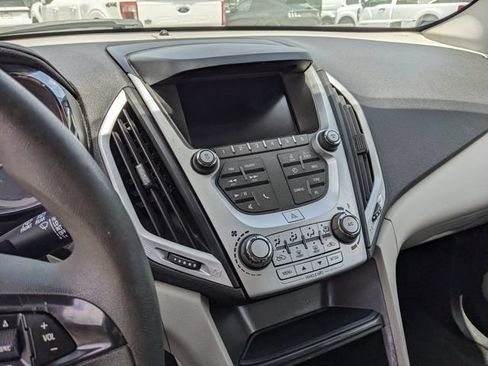 Used 2017 GMC Terrain SLE FWD image 23