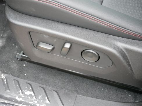 New 2026 Chevrolet Colorado Z71 w/ Technology Package image 17