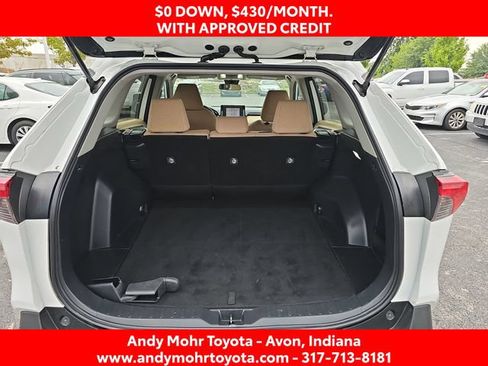 Used 2021 Toyota RAV4 LE FWD image 12