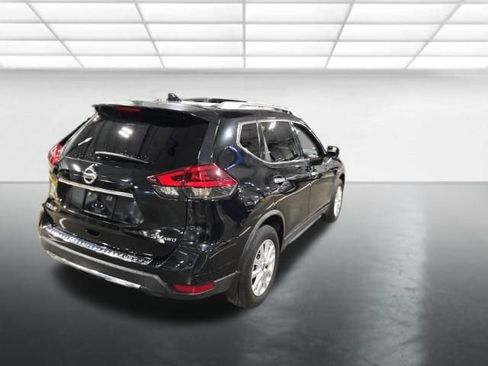 Used 2018 Nissan Rogue SV AWD/4WD image 5