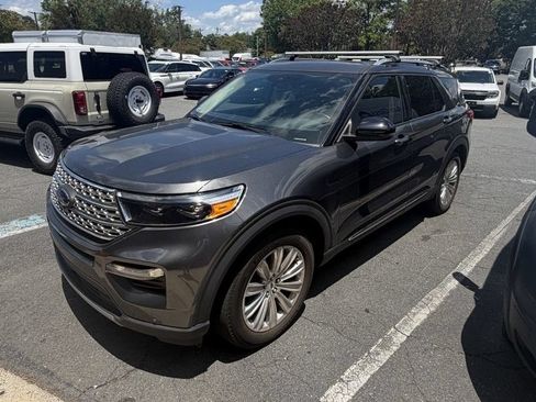 Used 2020 Ford Explorer Limited w/ Class III Trailer Tow Package AWD/4WD image 1