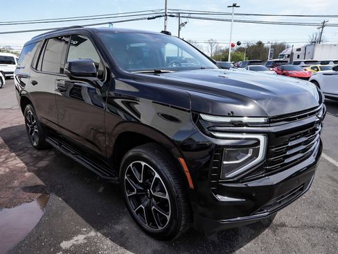 Used 2025 Chevrolet Tahoe RST w/ Comfort Package image 3