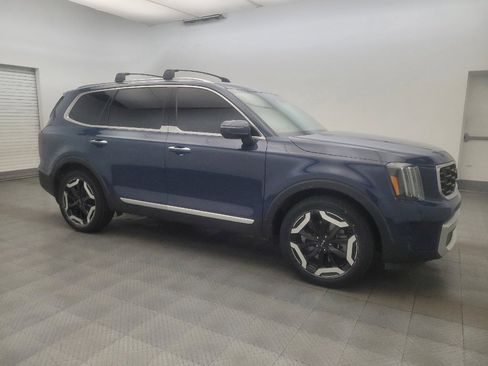 Used 2024 Kia Telluride S AWD/4WD image 11