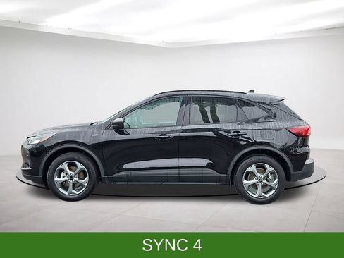 Used 2025 Ford Escape ST-Line AWD/4WD image 4