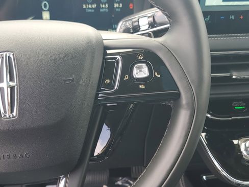 New 2026 Lincoln Corsair Reserve AWD/4WD image 18