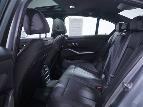 Used 2025 BMW 330i xDrive 330i xDrive image 9