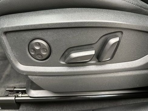 Used 2021 Audi SQ5 Prestige image 12