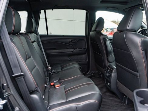 Used 2023 Honda Passport TrailSport image 20