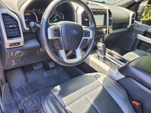 Used 2018 Ford F150 Lariat w/ Equipment Group 502A Luxury AWD/4WD image 25