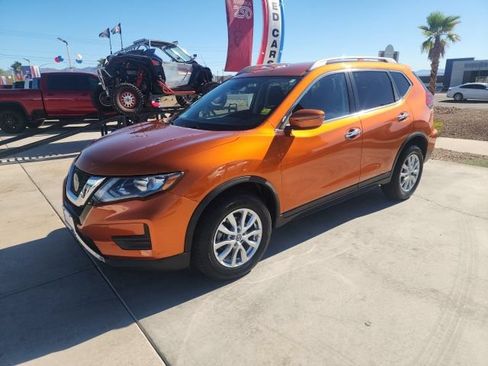 Used 2019 Nissan Rogue SV AWD/4WD image 8