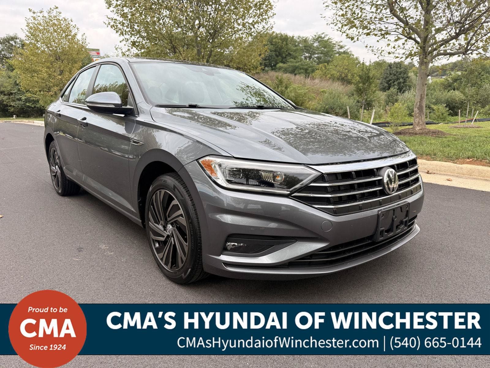 Used 2019 Volkswagen Jetta SEL Premium FWD image 1