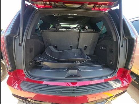 Used 2025 Cadillac Escalade V w/ LPO, Floor Liner Package AWD/4WD image 18