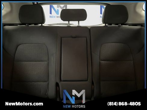 Used 2020 Hyundai Tucson SE image 11