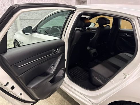 Used 2019 Honda Accord Sport image 29