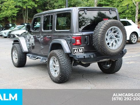 Used 2021 Jeep Wrangler Unlimited Sahara AWD/4WD image 9
