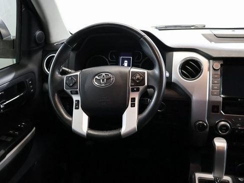 Used 2020 Toyota Tundra Platinum AWD/4WD image 16