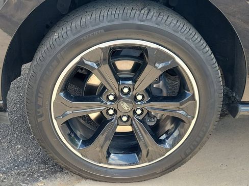 Used 2022 Ford Expedition Max Limited AWD/4WD image 24