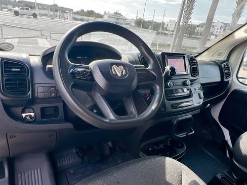 Used 2022 RAM ProMaster 2500 FWD image 30