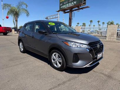 Certified 2025 Nissan Kicks Play S