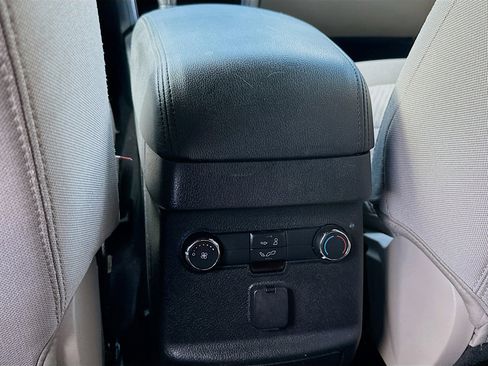 Used 2019 Ford Explorer FWD image 22