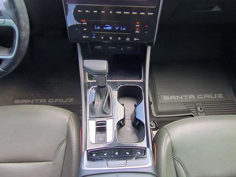 Certified 2022 Hyundai Santa Cruz Limited w/ Cargo Package AWD/4WD image 15