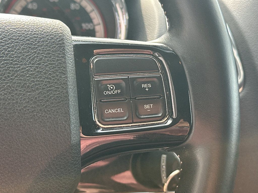 Used 2019 Dodge Grand Caravan SXT FWD image 19