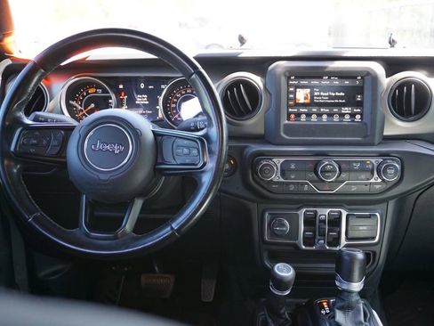 Used 2020 Jeep Wrangler Unlimited Sport S image 16