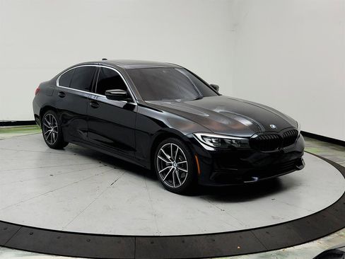 Used 2019 BMW 330i Sedan w/ Driving Assistance Package RWD image 3