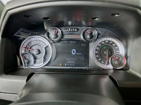 Used 2022 RAM 1500 Warlock AWD/4WD image 18