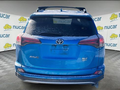 Used 2018 Toyota RAV4 XLE image 3