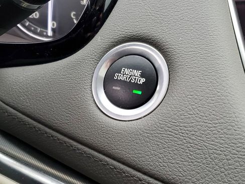 Used 2024 Cadillac XT5 Premium Luxury image 16