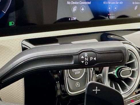 Certified 2022 Mercedes-Benz CLA 250 image 17