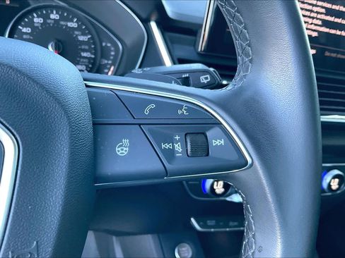 Used 2023 Audi Q5 2.0T Premium w/ Convenience Package image 24