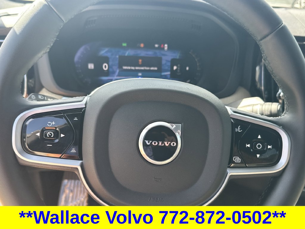 Certified 2026 Volvo XC60 B5 Plus AWD/4WD image 17