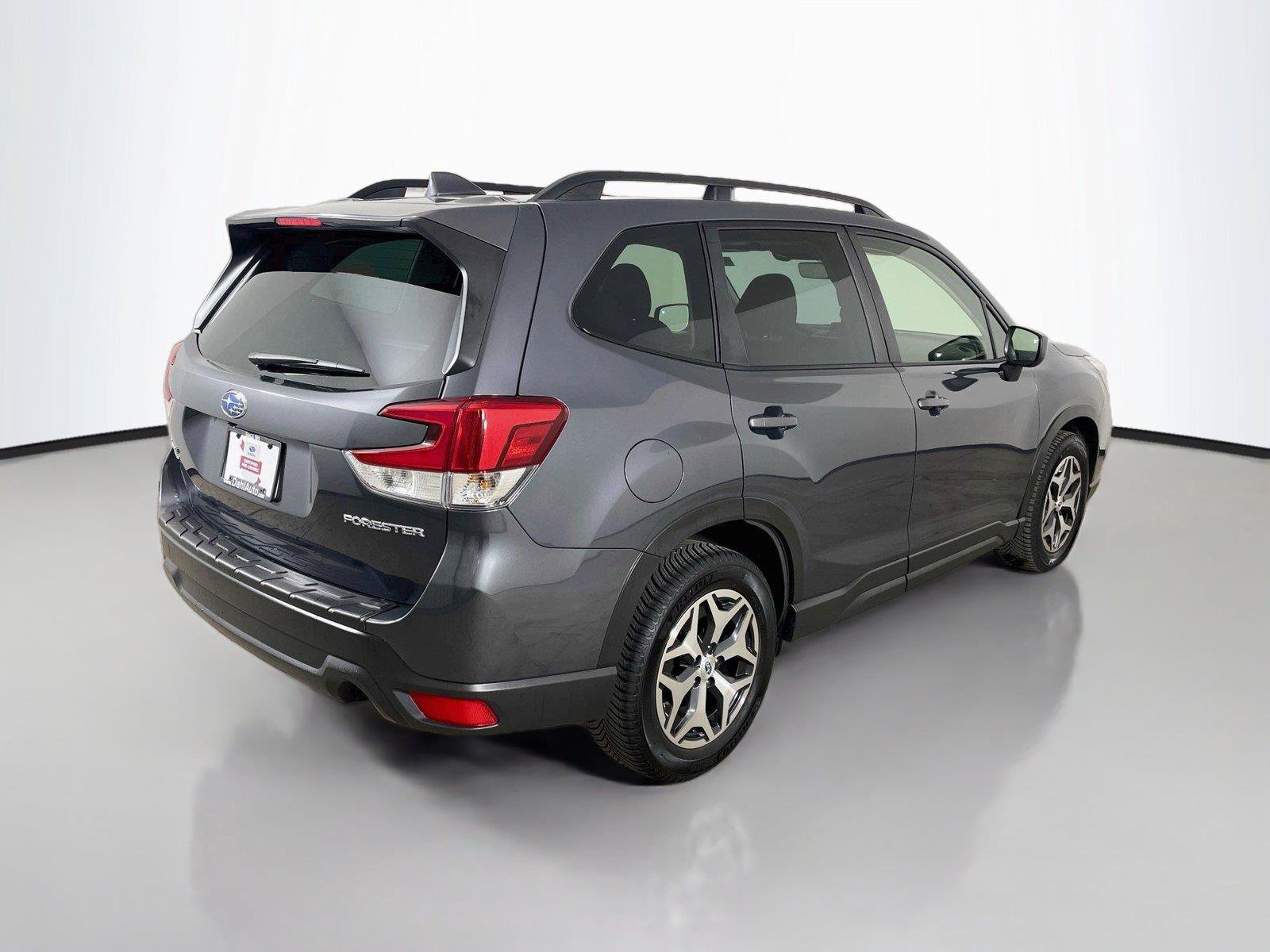 Used 2021 Subaru Forester Premium w/ Popular Package #1 AWD/4WD image 13