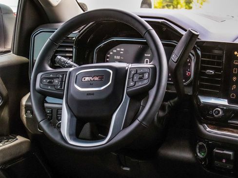 Used 2026 GMC Sierra 1500 Elevation AWD/4WD image 24