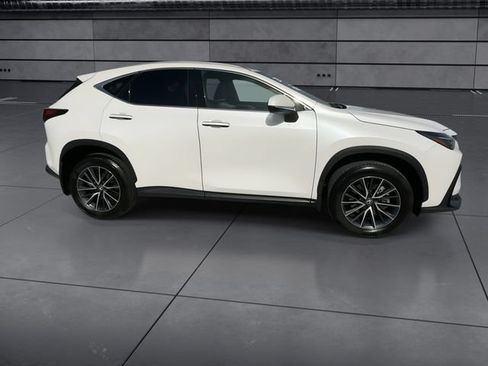 Certified 2025 Lexus NX 250 FWD w/ Towing Package (2000 Lbs) image 9