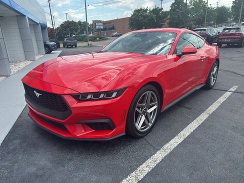 Used 2024 Ford Mustang Premium RWD image 3