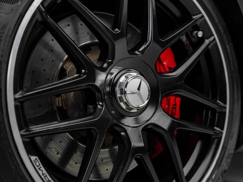 Used 2019 Mercedes-Benz E 63 AMG S image 28