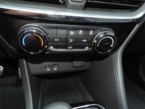 Used 2026 Buick Encore GX Sport Touring w/ Comfort Package image 21